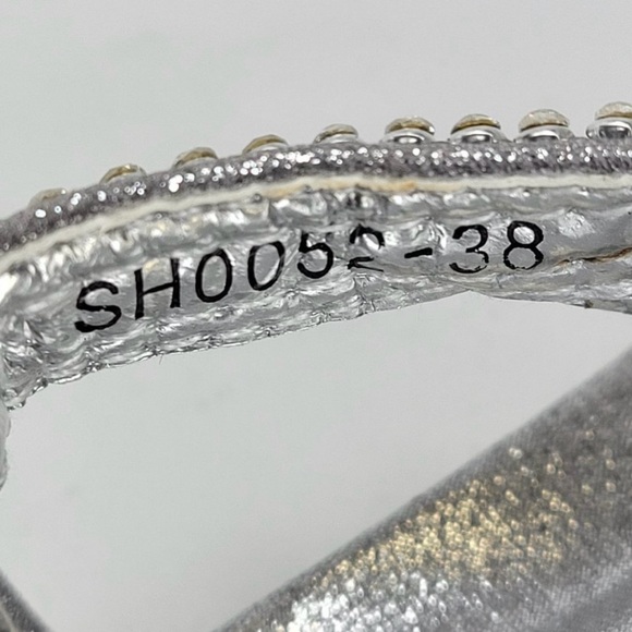 SILVER Rhinestones Adjustable Strap Size 7 Toe Post Summer Beach Womens Sandals - Picture 5 of 12